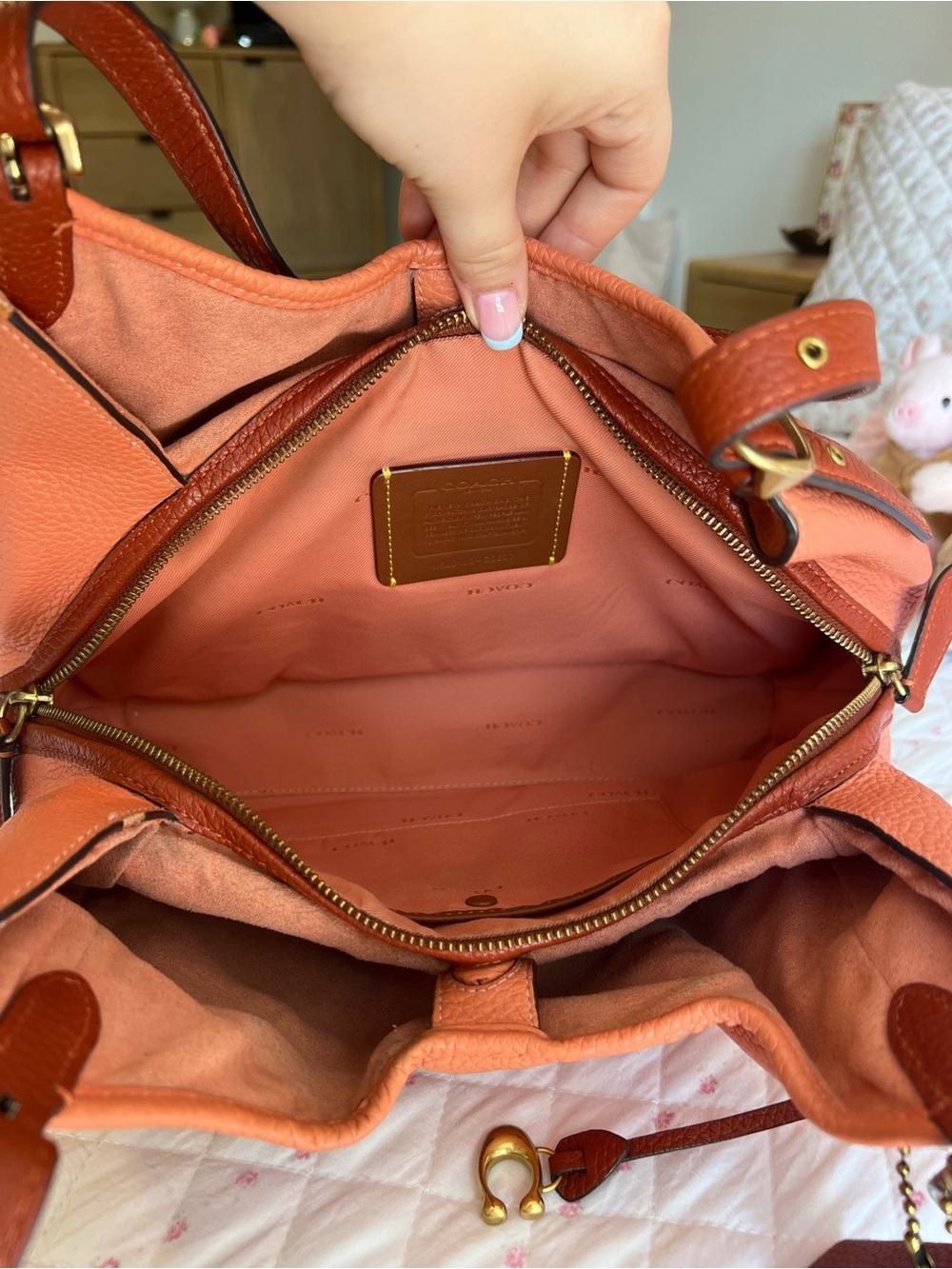 COACH Lori Coral Burnt Orange Colorblock Pebble Leather Vintage Shoulder Bag - Picture 8 of 9